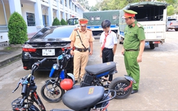 Hiểm họa học sinh chạy xe điện độ đến trường