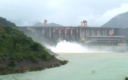 Mở thêm 1 cửa xả đáy thủy điện Tuyên Quang, 3 tỉnh thành ứng phó