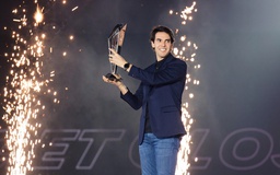 Kaka và Figo vinh danh nhà vô địch FC Pro Festival 2025