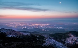 Chiều nay, đừng bỏ lỡ cơ hội ngắm bóng của trái đất lúc hoàng hôn!