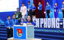 Chị Nguyễn Thị Phương Thúy được bầu giữ chức Bí thư Tỉnh đoàn Nghệ An khóa 19