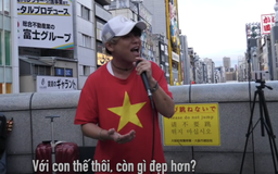 Anh chàng Nhật mặc áo cờ đỏ sao vàng, hát nhạc Việt giữa Osaka: Còn gì đẹp hơn!