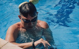 Thầy giáo dạy toán và thử thách bơi 301 km