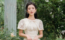 Sự gợi cảm trưởng thành với trang phục ren