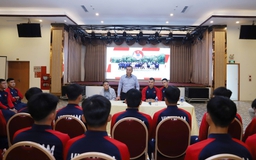 Chủ tịch VFF Trần Quốc Tuấn giao nhiệm vụ quan trọng cho U.17 Việt Nam, mong có vé châu Á