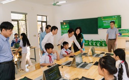 Nestlé  tặng 3 phòng máy tính giúp học sinh, giáo viên nâng cao kỹ năng số