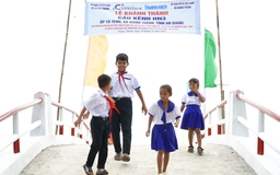 Báo Thanh Niên khánh thành cây cầu mơ ước tại vùng biên giới Giang Thành