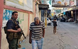 Israel không kích trại tị nạn Palestine ở Li Băng