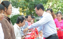 TP.HCM: Ông Lê Quốc Phong dự ngày hội đại đoàn kết tại phường Bình Phú