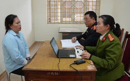 Bị bắt sau 8 năm lẩn trốn vì tội mua bán người