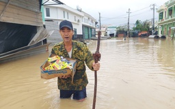 Nhịn đói 2 ngày, bám mái tôn chờ cứu hộ: Người Gia Lai kể lại phút thoát hiểm