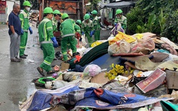 Khánh Hòa cấp tập thu dọn lượng rác khổng lồ ở phường Tây Nha Trang