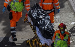 Vụ cháy chung cư Hồng Kông: 128 người chết, 200 người mất tích