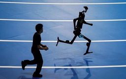 Trung Quốc cảnh báo 'vỡ bong bóng' ngành robot hình người