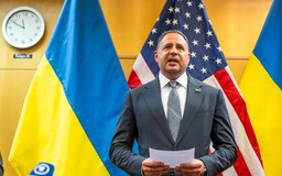 Cố vấn tổng thống Ukraine nói sẽ 'ra mặt trận' sau khi từ chức chánh văn phòng