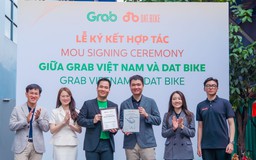 Grab bắt tay Dat Bike: Phổ cập xe điện bằng 'người kiểm chứng' khó tính nhất
