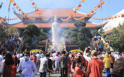 Lịch âm hôm nay ngày 4 tháng 11: Rằm tháng 9 có siêu trăng sáng nhất 2025