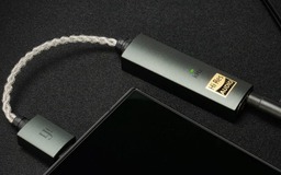 Khám phá các tính năng hữu ích của cổng USB-C trên điện thoại