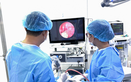 Hành trình bước ra khỏi ‘thế giới không mùi’ sau gần 8 năm chung sống