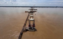 Hình hài cầu Đại Ngãi 1 nối Cần Thơ và Vĩnh Long sau 1 năm khởi công