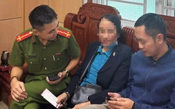 Tin 'công an rởm', cụ bà suýt mất gần 1,3 tỉ đồng