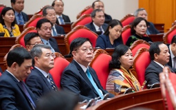 Thông qua Nghị quyết Hội nghị Trung ương 14