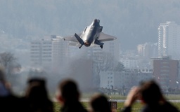 Chiến lược 'tự cởi trói' về quốc phòng của Thụy Sĩ