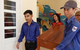 Hành động đẹp của sinh viên Lào sau bão Kalmaegi khiến dân mạng ‘tan chảy’