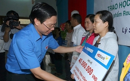 Cùng ngư dân trẻ ra khơi