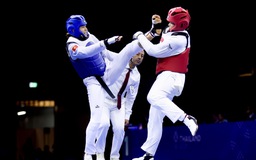 Đá cao hiểm và chuẩn xác, võ sĩ Việt Nam giành HCV SEA Games đầy ấn tượng