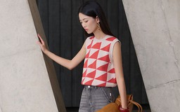 Không ngại thử thách với trang phục họa tiết hình học sành điệu