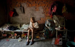 Suýt chết vì nhiễm virus từ giường của người mẹ mới mất