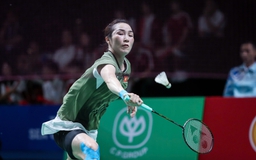 Bà xã tay vợt Nguyễn Tiến Minh bền bỉ ở tuổi 33, tiến sâu tại SEA Games 33