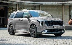 KIA Carnival Hybrid có thêm bản mới, giá thấp hơn gần 200 triệu đồng