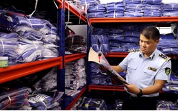 Quản lý thị trường siết chặt kiểm tra, xử lý vi phạm trên Facebook, Zalo