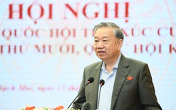 Miễn học phí nhưng nhà trường 'liên kết' rồi thu thêm vài triệu: Bao giờ hết cảnh?