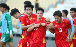 U.23 Việt Nam thắng đẹp U.23 Philippines 2-0: Bùng nổ phút cuối giành vé chung kết