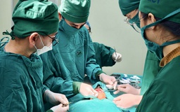 Ngăn ngừa sâu răng khi chỉnh nha mắc cài hoặc máng trong suốt