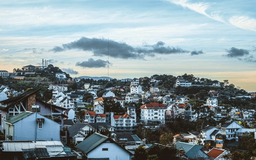 Nhiều khách Việt muốn đi Đà Lạt vào dịp Tết Nguyên đán