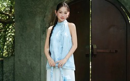 Áo cổ yếm pastel tinh tế tôn nét cổ điển quý phái