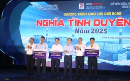 Vĩnh Long: 'Nghĩa tình Duyên Hải' trao 1,54 tỉ đồng an sinh xã hội