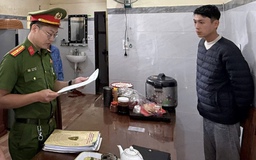 Đà Nẵng: Khởi tố bị can buôn lậu gần 1.500 bao thuốc lá