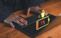 Lý do laptop hết pin ngay cả khi không sử dụng