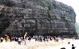 Doanh thu du lịch Quảng Ngãi ước đạt 3.700 tỉ đồng trong năm 2025