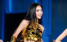 Nguyễn Hoàng Phương Linh trượt top 5 Miss Cosmo