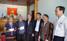 Phó chủ tịch Quốc hội Nguyễn Đức Hải thăm gia đình nạn nhân mất tích do sạt lở núi