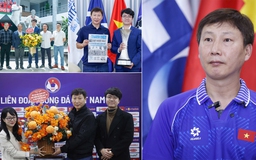 4 cuộc phỏng vấn của PV Thanh Niên và HLV Kim Sang-sik: Con người khác phía ngoài sân cỏ