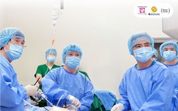 4 năm sau sinh, vết mổ vẫn chưa lành, hành trình xử lý đường rò phức tạp