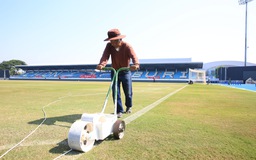 Có gì lạ ở nơi đội tuyển nữ Việt Nam đại chiến Philippines, Myanmar: Sân vẫn chưa sửa xong