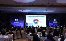 Ba doanh nghiệp niêm yết trên HOSE vượt vốn hóa trên 10 tỉ USD